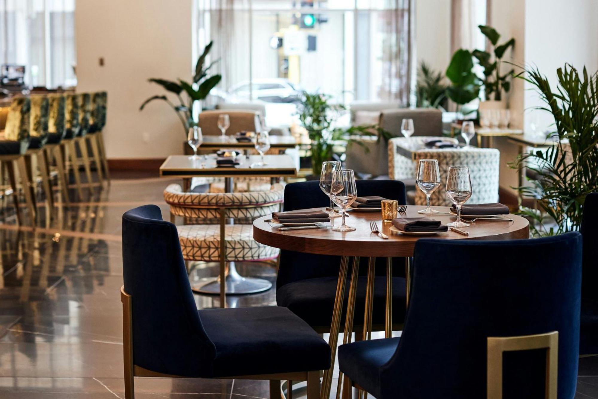 Rand Tower Hotel, Minneapolis, A Tribute Portfolio Hotel Екстериор снимка